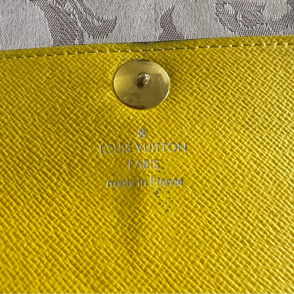 Authentic Louis Vuitton x Takashi Murakami Monogram Multicolore Sarah Wallet - Picture 15 of 17